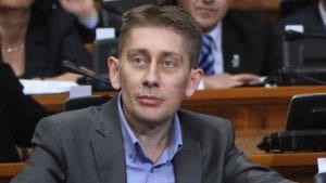 Martinović: Neprihvatljivo da je u skupštinskoj sali više poslanika SRS nego SPS