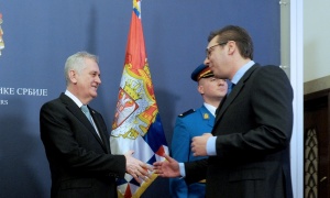 Mediji: Nikolić i Vučić razgovarali telefonom o kandidaturi