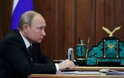 
					Mediji: Pariz i Berlin bi da otkrave odnose s Putinom 
					
									