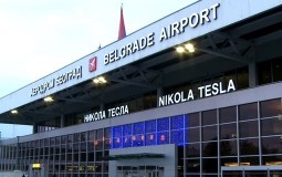 
					Uhapšena osoba zbog tvrdnje o bombi u avionu na beogradskom aerodromu 
					
									