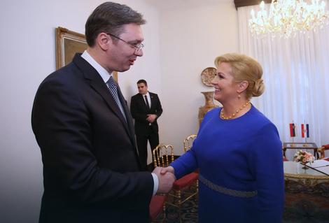 Mediji različito o dolasku predsednice Hrvatske na Vučićevu inauguraciju?