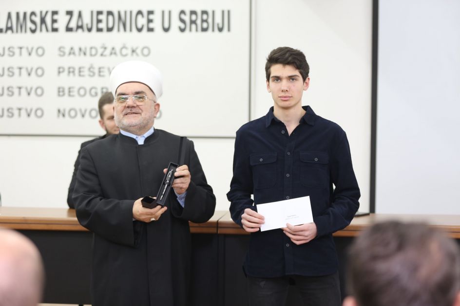 Medresa Gazi Isa-beg dodijelila nagrade najboljim učenicima