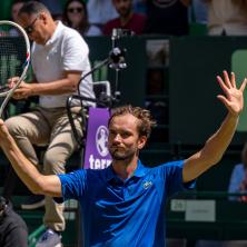 Medvedev: Novak može da osvoji svaki turnir, a pogotovo Vimbldon