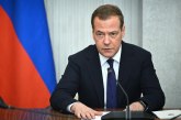 Medvedev: Oni nama uzimaju imovinu na papiru, a mi njima na zemlji