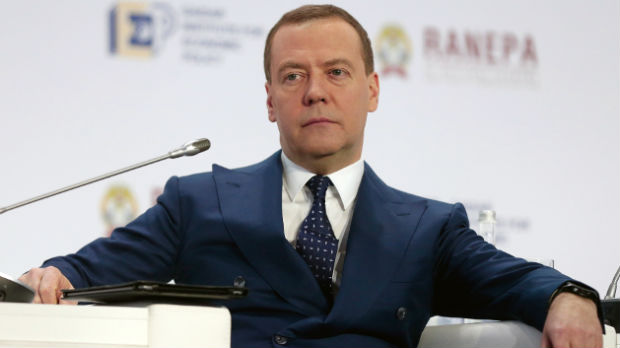 Medvedev: SAD nikada neće ukinuti sankcije Rusiji 