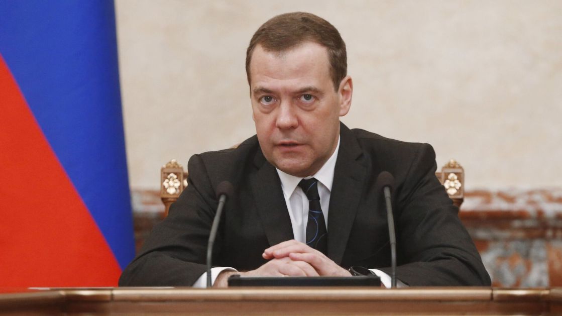 Medvedev: Svaki pokušaj zauzimanja Krima Rusija će smatrati objavom rata