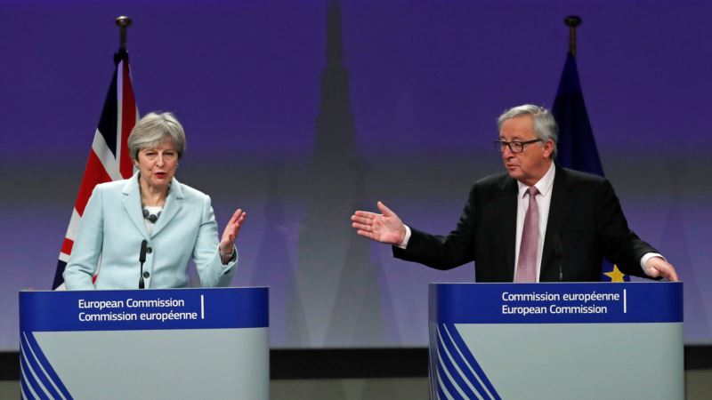 Mej s Junkerom o konačnom sporazumu o Brexitu 