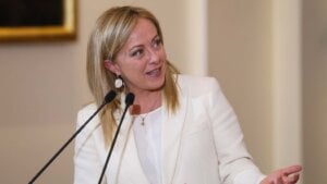 Meloni čestitala Navrockom pobedu na predsedničkim izborima u Poljskoj
