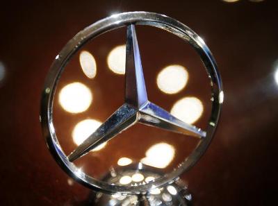 Mercedes od BMW-a preuzeo vodeću poziciju na tržištu luksuznih automobila