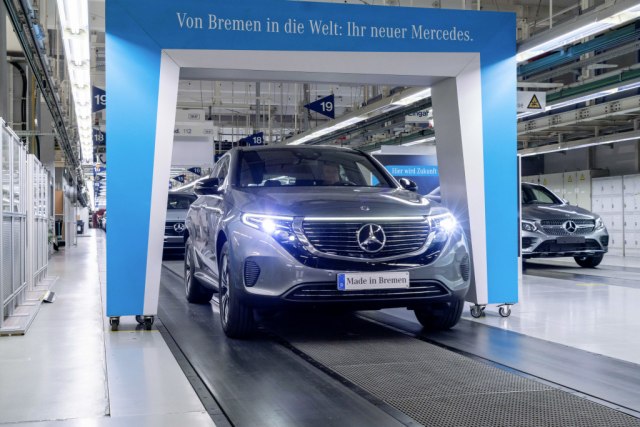 Mercedes počeo proizvodnju električnog SUV-a FOTO