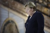 Merkelova: EU da rešava razlike razgovorom