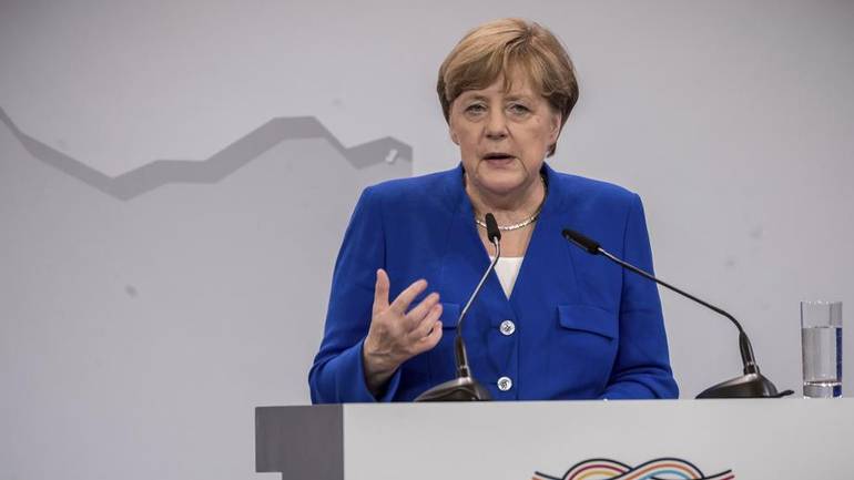 Merkel: Investicijama ograničiti migracije iz Afrike