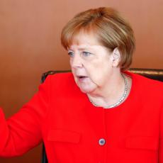 Merkel UVERENA: Evropa mora da uzme sudbinu u svoje ruke 