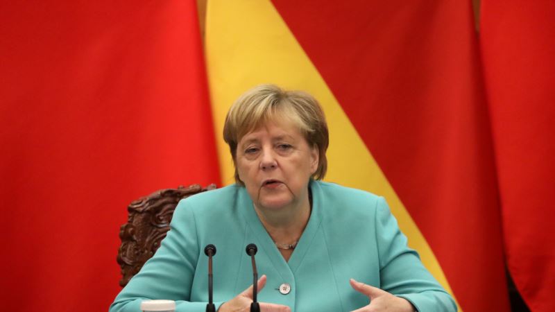 Merkel: Velika Britanija će naći svoj put