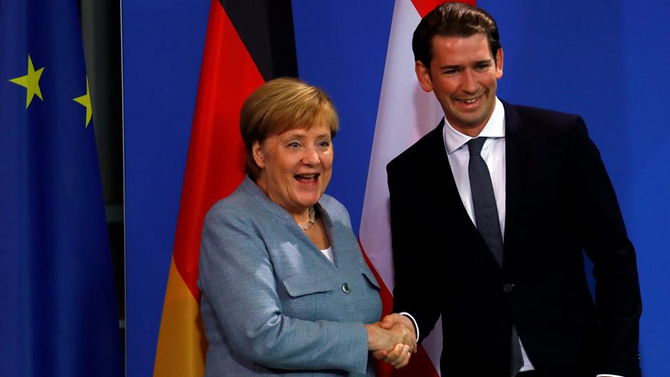 Merkel i Kurc o migrantima pred samit EU