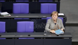 Merkel kritikuje američku pretnju sankcijama zbog Severnog toka 2