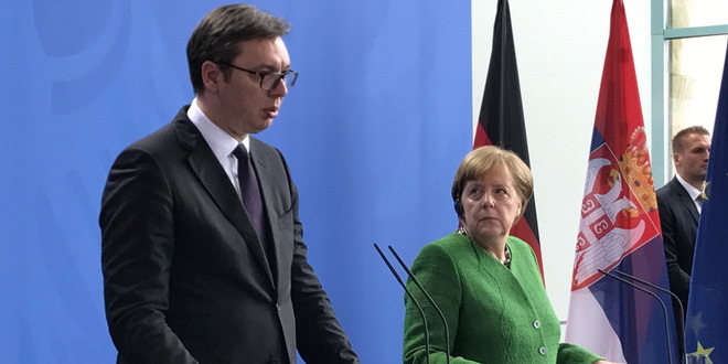 Merkel tražila sastanak s Vučićem u Parizu u nedelju pre zvanične ceremonije