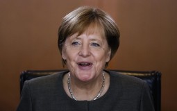 
					Merkel u čestitki Haradinaju: Dijalog sa Srbijom ključan za EU perspektivu 
					
									