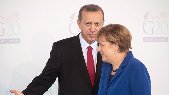 Merkelova čestitala Erdoganu na ponovnom izboru za predsednika