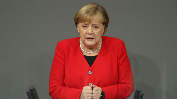 Merkelova prvi put ide u Aušvic