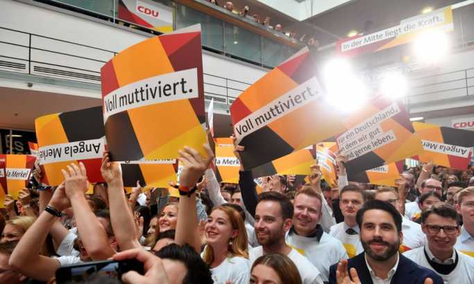 Merkelovoj novi mandat, AfD na velika vrata u Bundestagu