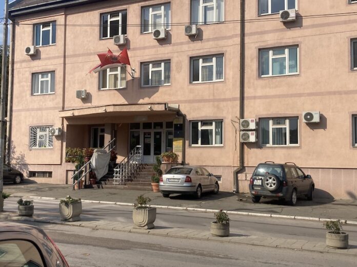 Mesečna podrška od 4.000 dinara za sve đake prvog razreda Srednje škole u Blacu