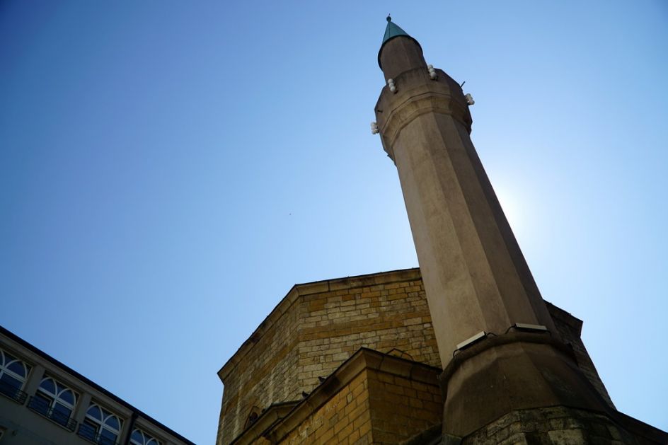 Mešihat odlučio da se zatvore sve džamije u Srbiji