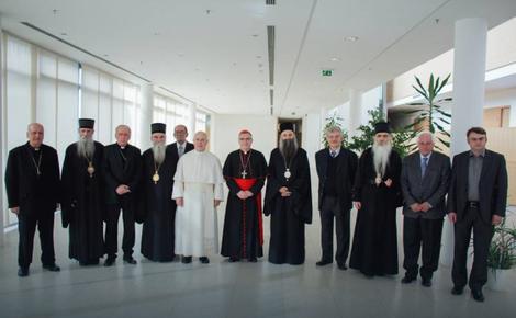 Mešovita komisija SPC i Katoličke crkve počela sednicu o Stepincu