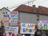 Meštani Gabrovca protestom traže da im se škola ne pripaja gradskoj