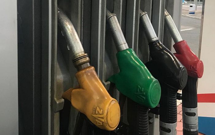 Mićović: Do kraja nedelje benzin jeftiniji