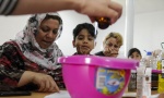 Migrantkinje učile kako se pravi sapun