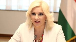 Mihajlović osudila upad u Rektorat i blokadu zgrade
