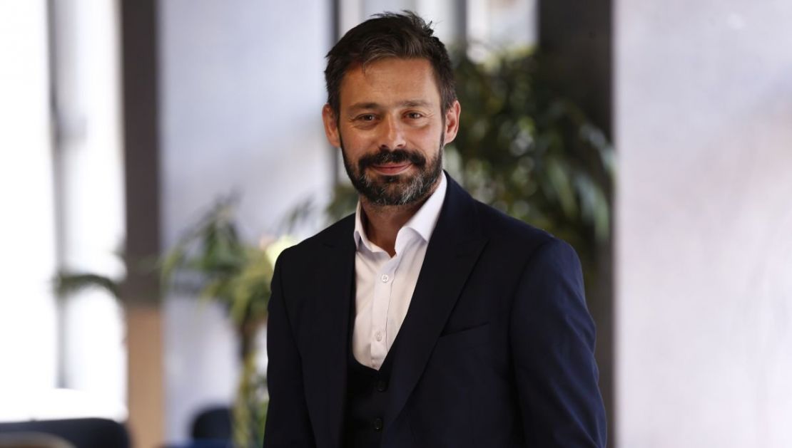 Milan Vasić pokazao kuću svojih roditelja na Kosovu a onda sve šokirao potezom