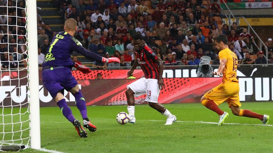 Milan u 95. minutu srušio Romu!