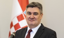 Milanović kratko razgovarao s Vučićem, kaže da su problemi rešivi