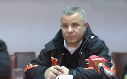 
					Miličković (MUP): U Medveđi tokom izbora samo jedno vozilo bez tablica, ali sa probnim oznakama 
					
									