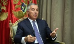 Milo Đukanović ne odustaje od otimačine srpskih svetinja: “Nećemo povući Zakon, SPC je uzurpirala imovinu Crne Gore”