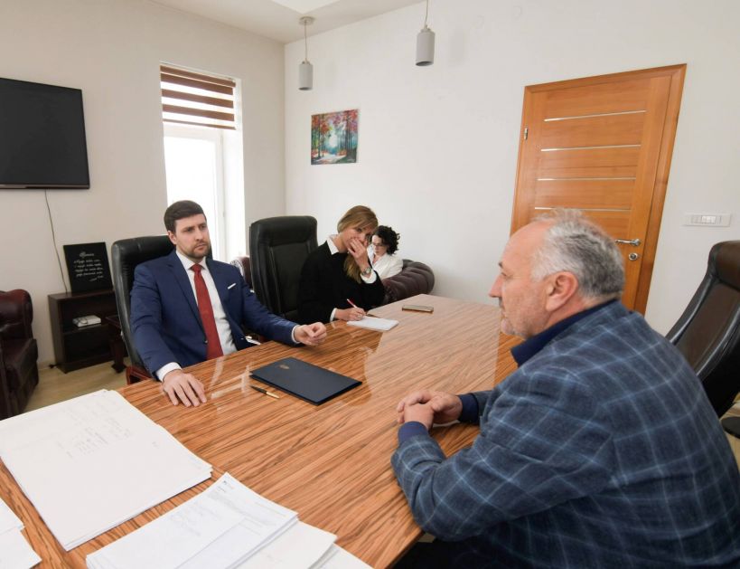 Ministar Đerlek posjetio Sjenicu –  Nastaviti sa ulaganjima koja će obezbediti dolazak investicija