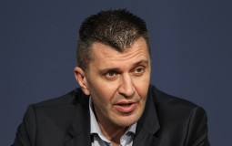 
					Ministar Đorđević se izvinio javnosti zbog izjave predstavnice ministarstva Milene Antić Janjić 
					
									