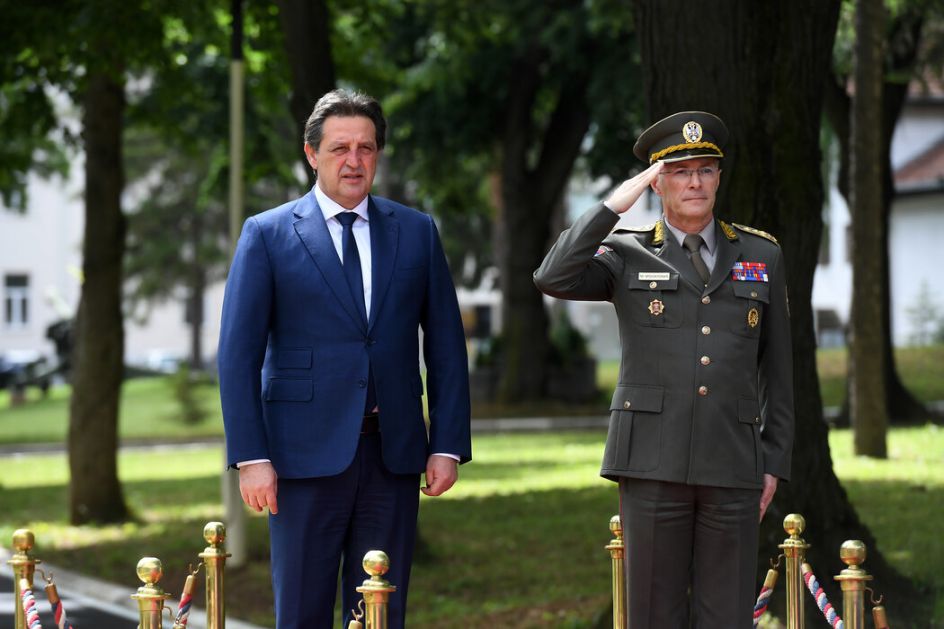 Ministar Gašić obišao Generalštab Vojske Srbije