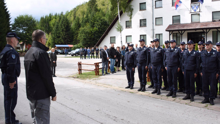 Ministar Stefanović na otvaranju Centra za obuku interventne policije! (FOTO)