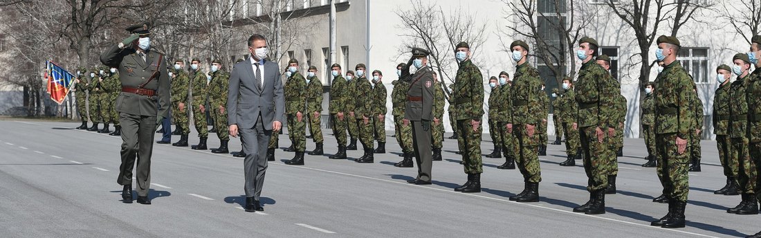 Ministar Stefanović prisustvovao promociji najmlađih rezervnih oficira