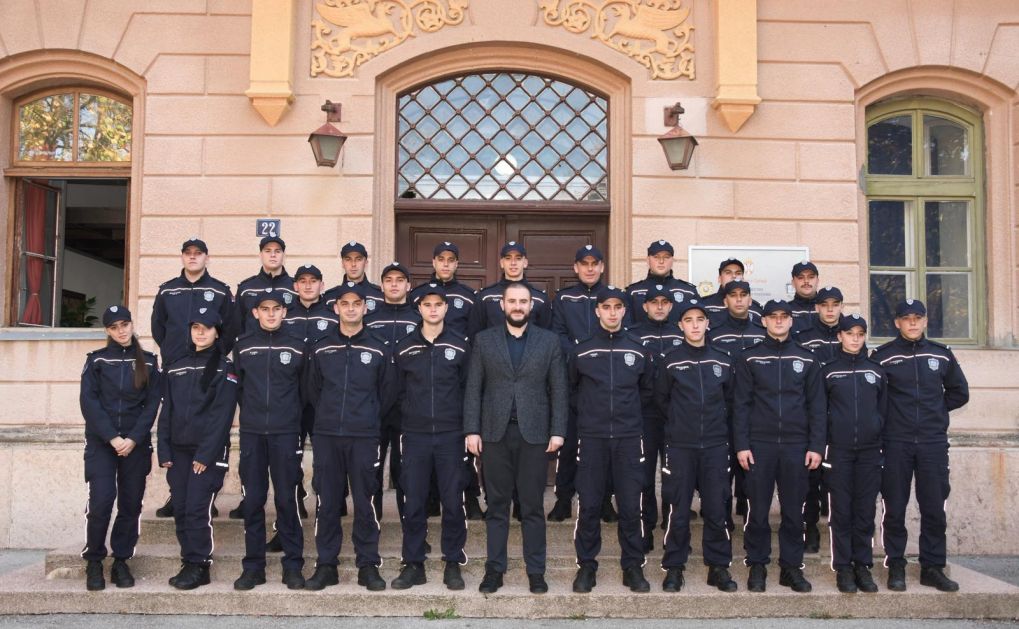 Ministar Zukorlić posjetio bošnjačke polaznike Centra za osnovnu policijsku obuku u Sremskoj Kamenici
