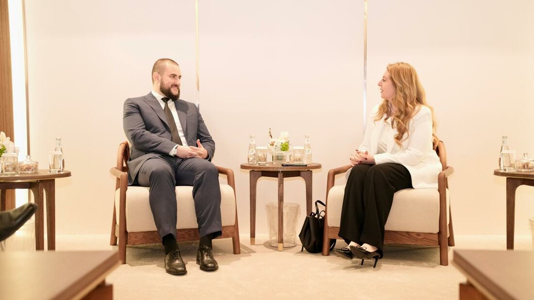 Ministar Zukorlić održao bilateralne sastanke sa zvaničnicima Palestine i Jordana u Rijadu