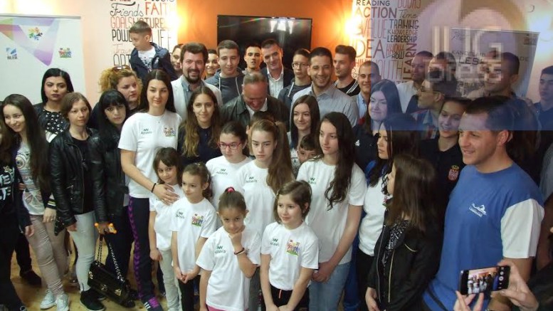 Ministar omladine I sporta  obišao Omladinski klub u Leskovcu