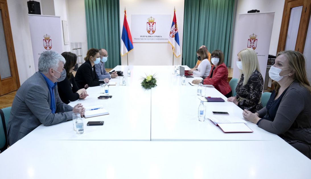 Ministarka Gojković održala sastanak sa predstavnicima novinskih udruženja