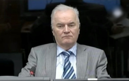 
					Kuburović: Hag da razmotri mogućnost da pusti Mladića na lečenje 
					
									