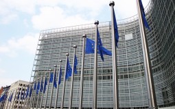 
					Ministri EU sutra o proširenju, na jesen o pregovorima sa Skopljem, ne i Tiranom 
					
									