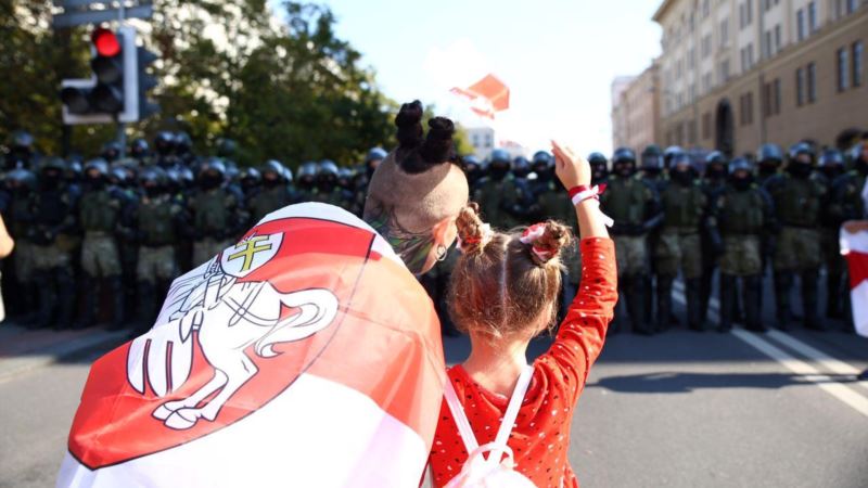 Minsk: Više od stotinu građana privedeno tokom antivladinog protesta