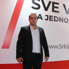 Miša Vacić pozdravio Vučićevu odluku, pa opleo po Đilasu: VOĐE PROTESTA U VREME VLASTI DS PODRŽAVALE HAPŠENJE DEMONSTRANATA!